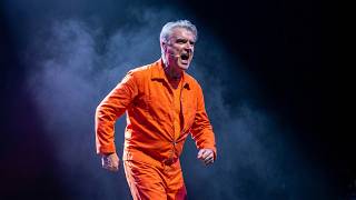 David Byrne - Psycho Killer + Life During Wartime [4K] 260821 (@ Who is the Sky Tour, Seoul, Korea)