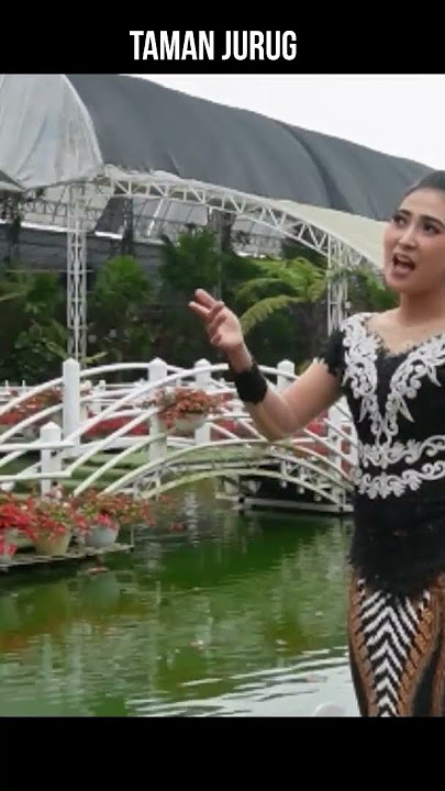 Anisa salma - Taman Jurug - Video Full Di Deskripsi