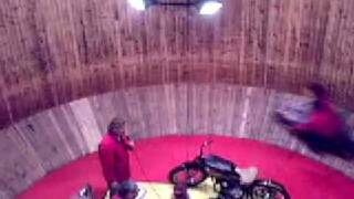 Petras Rondje In De Steile Wand