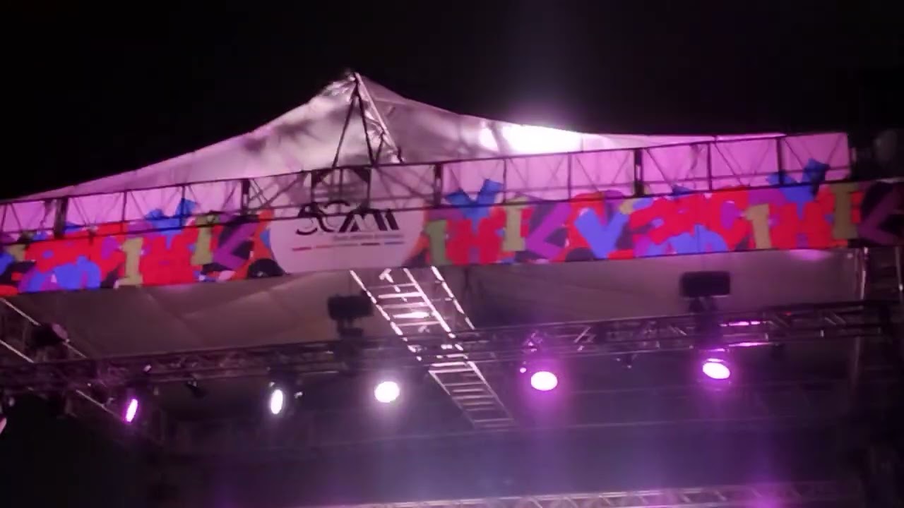 Duerme soñando - El gran silencio - En vivo desde UAM Xochimilco 