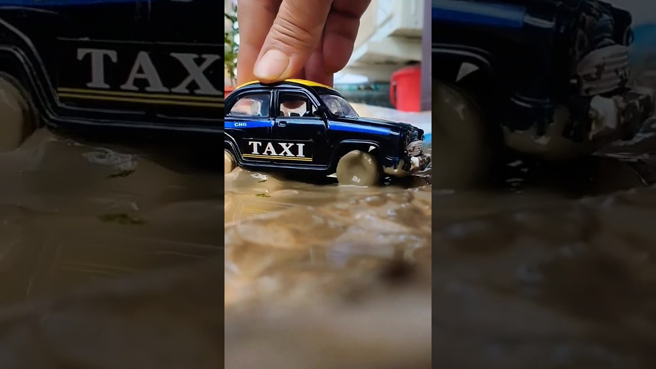 Ambassador Taxi | 1/18 Scale model | King of Indian road Mud off-roading 