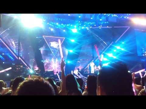 20130803 摩天轮世界巡回演唱会 马来西亚 经典歌曲《开不了口》 by 周杰伦