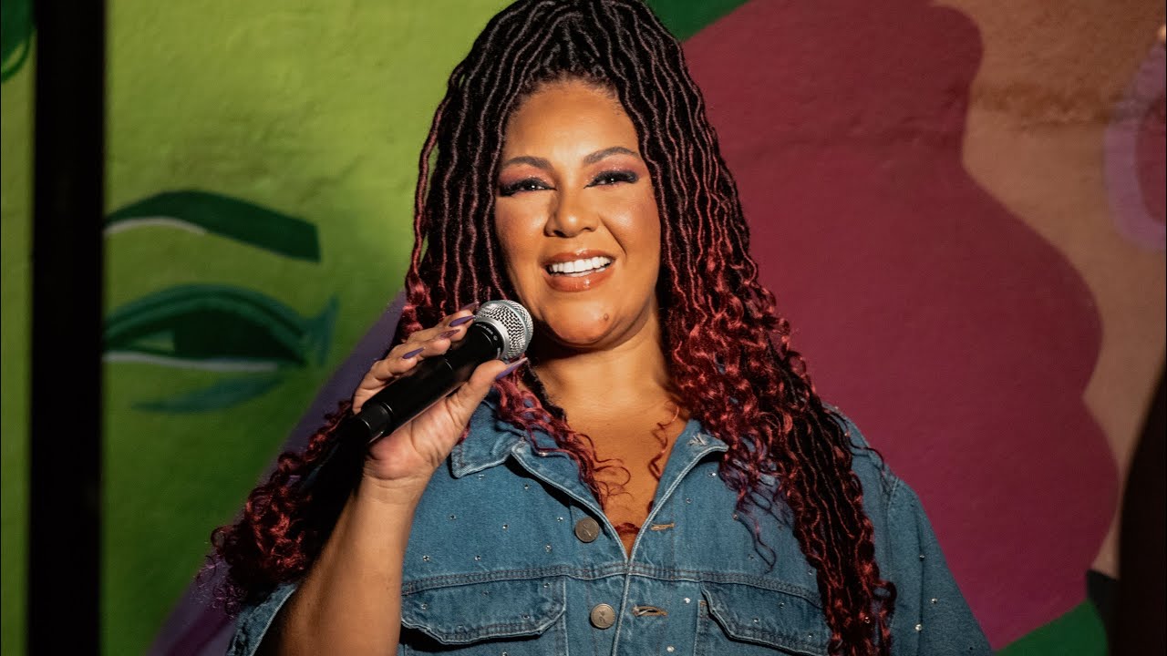 O ÚLTIMO A SAIR APAGA A LUZ - CINTHIA RIBEIRO