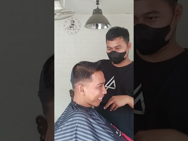 Proses mid fade haircut #barber #shorts #barbershop #potongrambut #pangkasrambut
