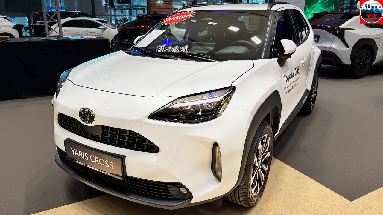 TOYOTA YARIS CROSS 2025 - OVERVIEW & visual REVIEW (hybrid compact SUV)