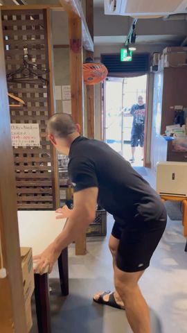 【飲食店あるある】稀にいる初日から出来る新人# Shorts