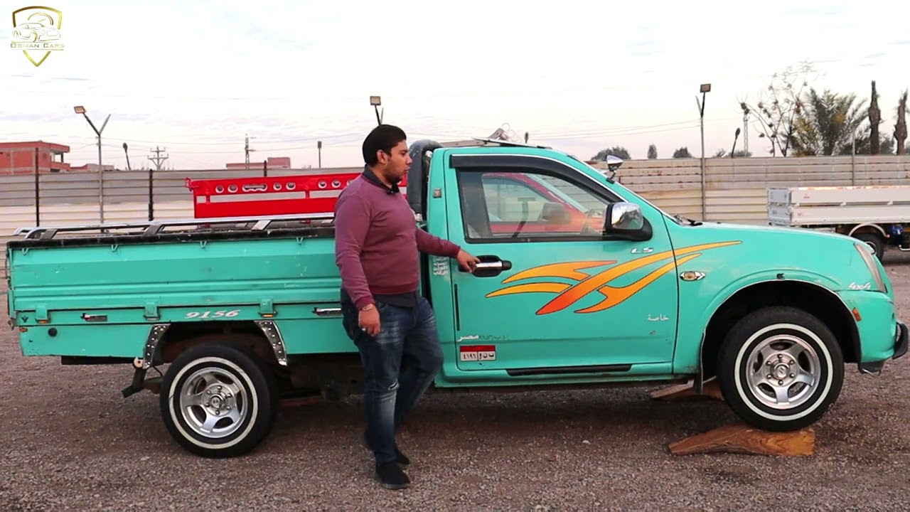 دبابه 2013 حاله ممتازه فبريكا كلها بسعر لقطه