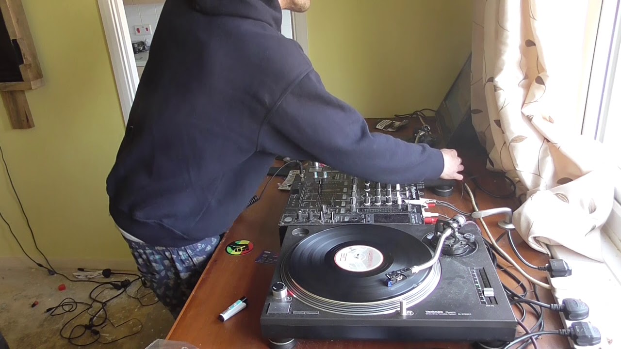 UK Lockdown Day 4 100% Vinyl Happy Hardcore Mix