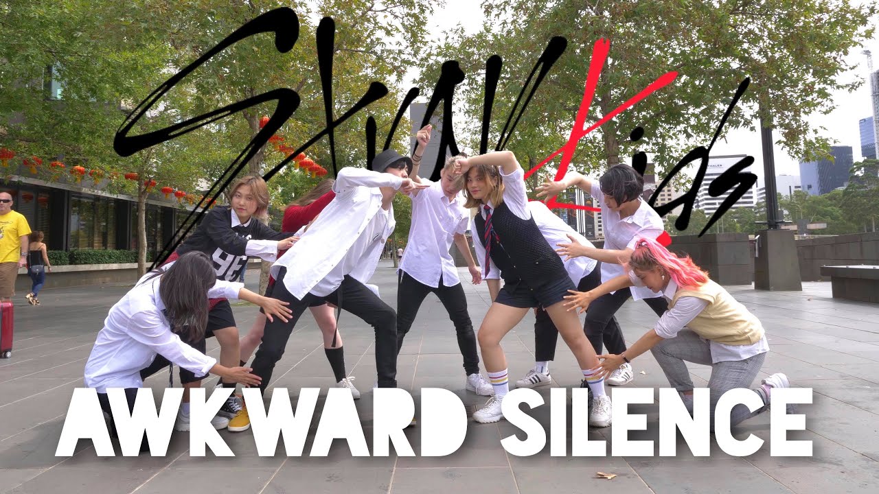 [KPOP IN PUBLIC] STRAY KIDS (갑자기 분위기 싸해질 필요 없잖아요) AWKWARD SILENCE Dance Cover By Midnight Dance Crew