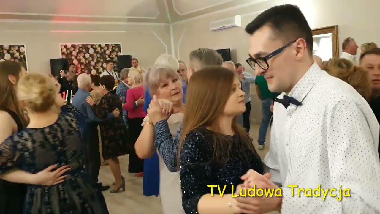 FANTASTYCZNY KLIMAT POTAŃCÓWKI OSTATKOWEJ w Złotym Dworze a goście bawią się rewelacyjnie