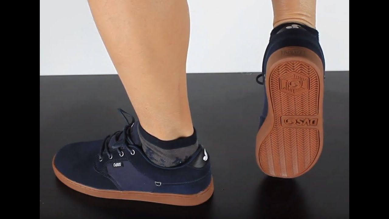 DVS QUENTIN navy suede - YouTube