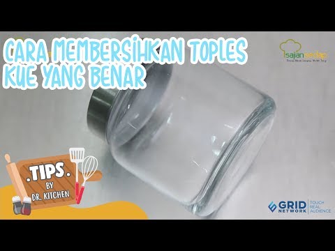 Cara packing atau bungkus paket yang rapi. 