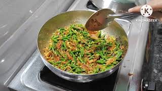 चवळीच्या शेंगाची भाजी |green long beans recipe |Chavalichya Shengachi Bhaji |Tiffin recipe