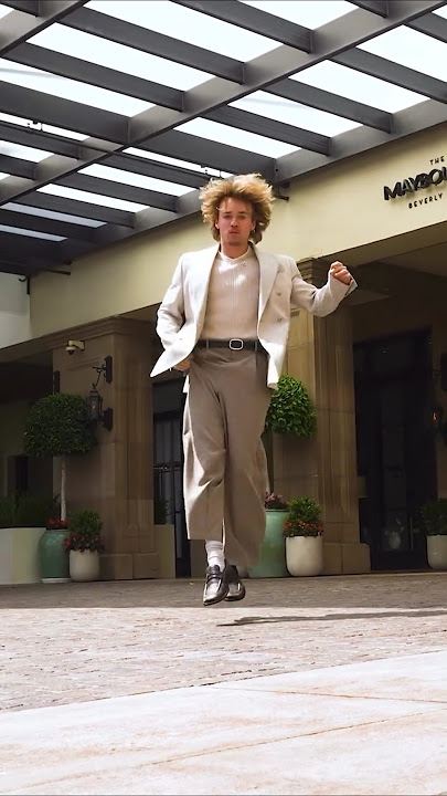 Vik White | Staying Alive × Bee Gees