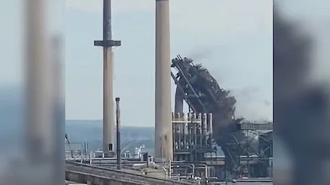 Controlled explosion demolishes Stelcos last blast furnace