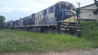 Trem da MRS dupla de GEu23c-7 +GEc36-7 +AC44EMI com o trem do horto