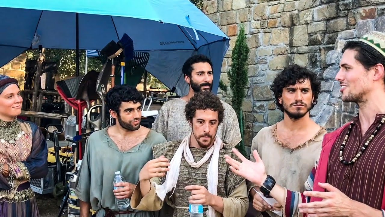 YouTubers Paul and Morgan do date night on The Chosen set