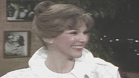 1981: Mary Ann Mobley talks Miss America