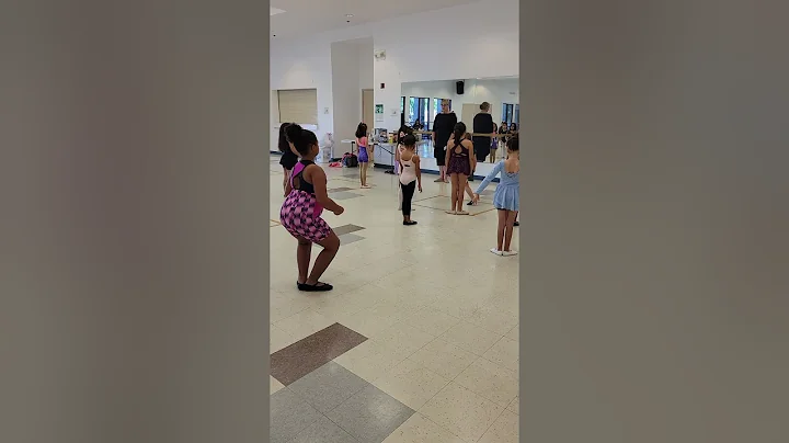 Naomi Christmas Ballet 2021