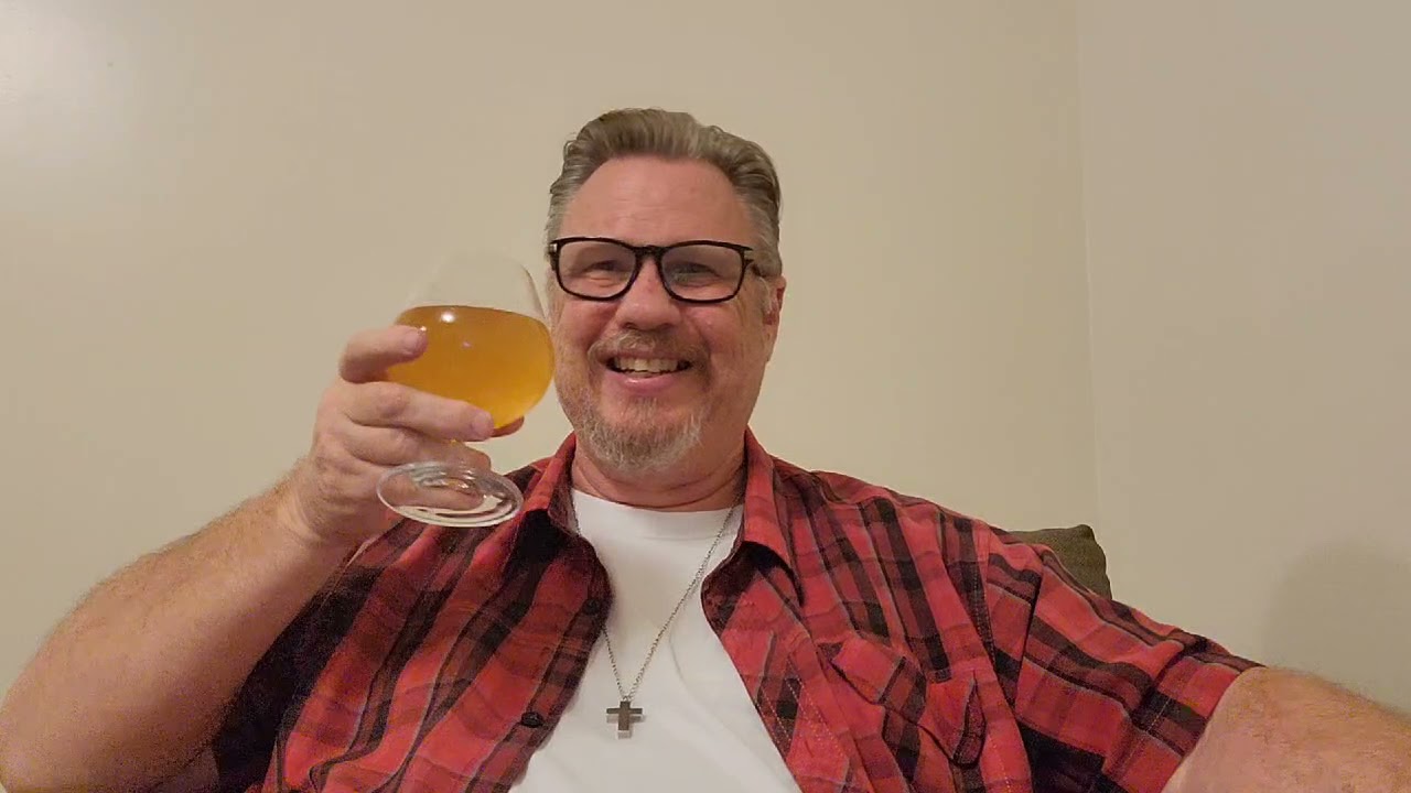 Hop Valley Mango & Stash