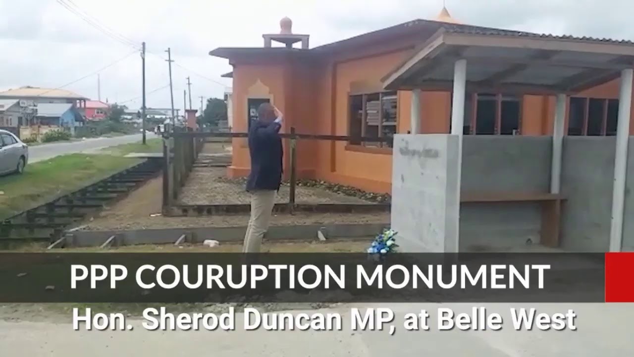 𝗪𝗵𝗼 𝗜𝗻 𝗧𝗵𝗲 𝗥𝗶𝗻𝗴 𝘁𝗼𝗻𝗶𝗴𝗵𝘁? Former Finance Minister Winston Jordan