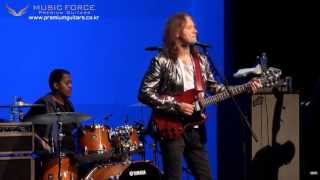 Watch Robben Ford Nothing To Nobody video