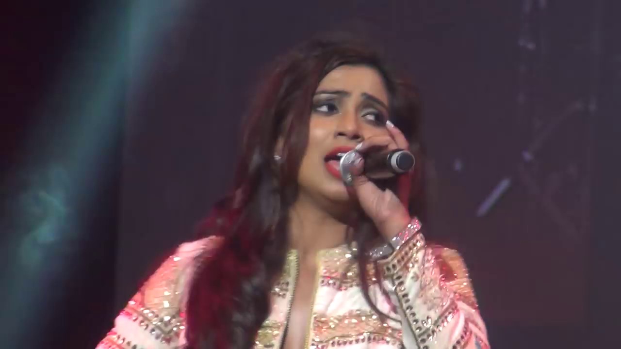      Chikni Chameli shreya ghoshal live manchester O2 apollo live may 2014