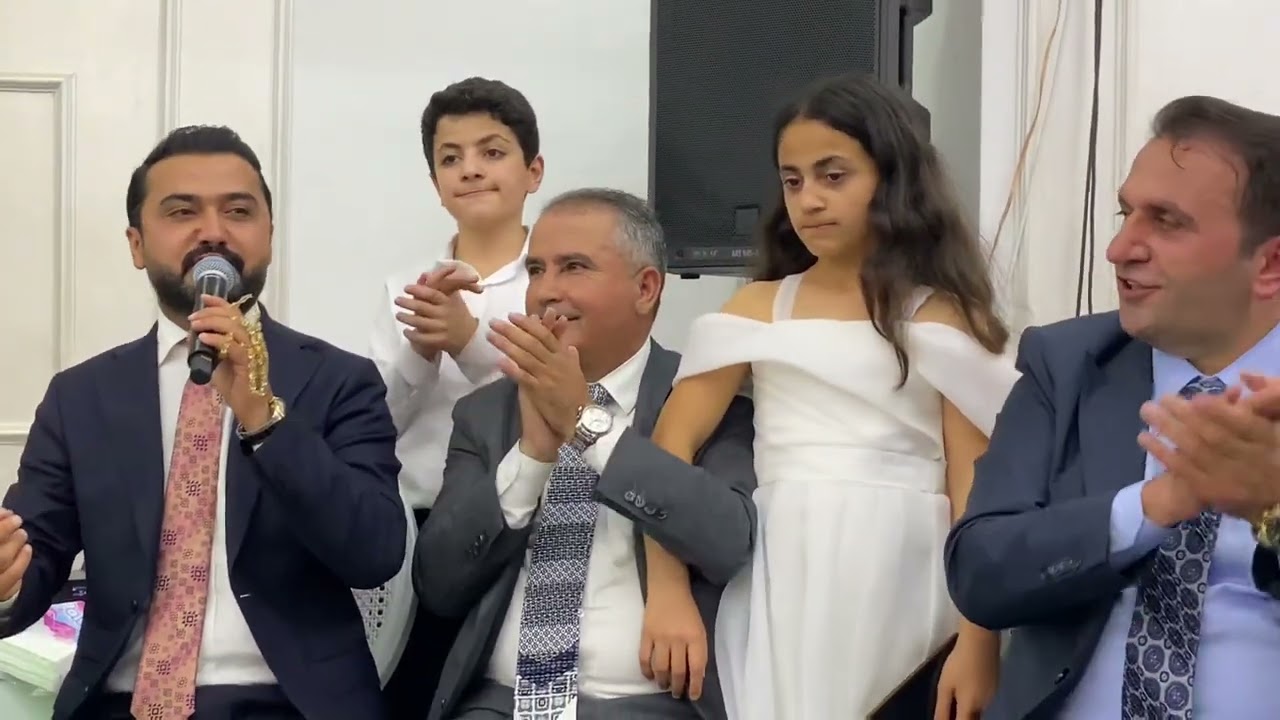 عبدالله هركي  خوشترين مه وال و سترانا گول فروش 