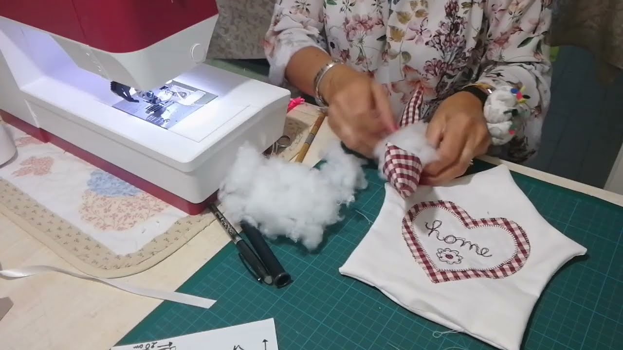 36🎀Casetta in stoffa fuoriporta + cartamodello gratuito