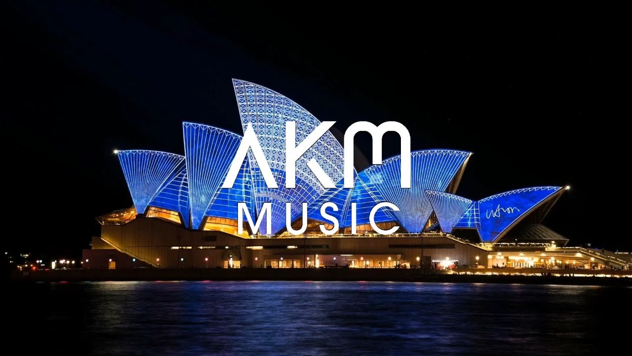 Luude - Down Under (Feat. Colin Hay) | 8D Audio 🎧