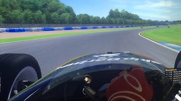 iracing flickers black screen