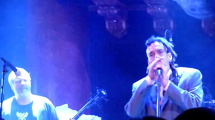 Faith No More w/ Chuck Mosley - "Anne's Song" - Li...