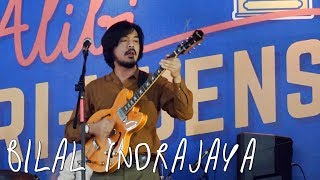 Video thumbnail of "Bilal Indrajaya - Ruang Kecil ( LIVE )"