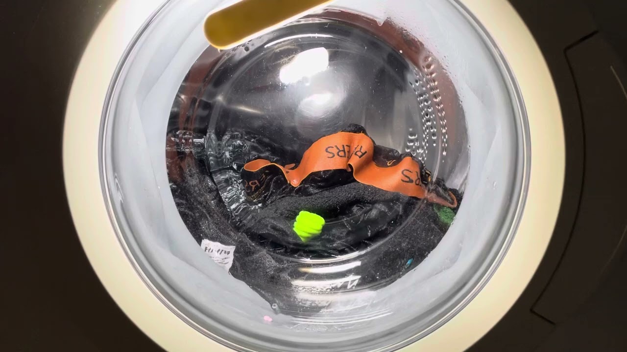 BOSCH WFO2865GB/08 Easy Care 40°c Using Ariel Pods