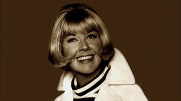 Doris Day. Fly me to the Moon. [HD]