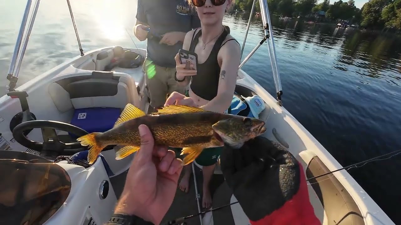 FIRST EVER WALLEYE! Bass Fishing Ep 2
