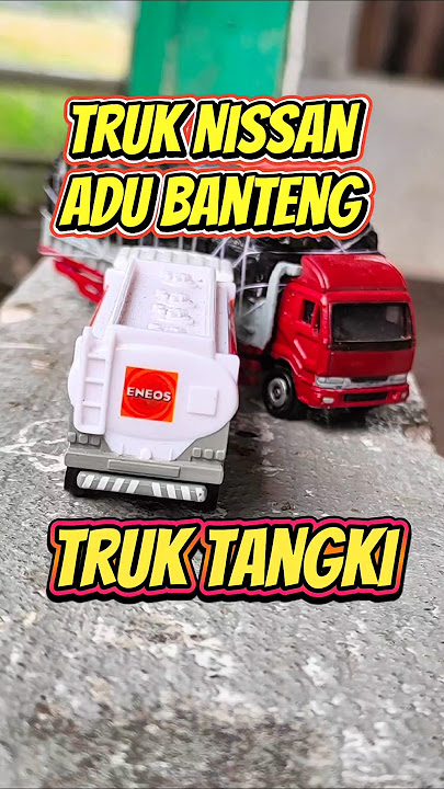 Truk Tangki Adu Banteng Dengan Truk Nissan
