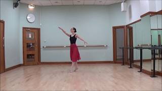 RAD Grade 6 Ballet - Centre - Pirouettes en Dedans
