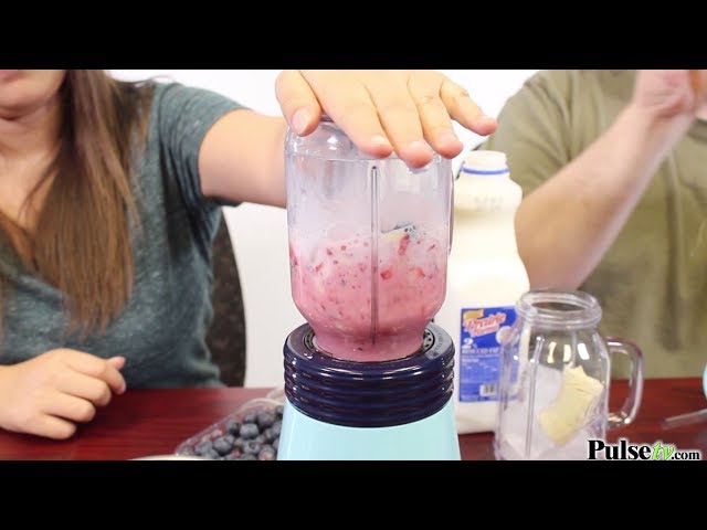 Mason Jar Blender Smoothie