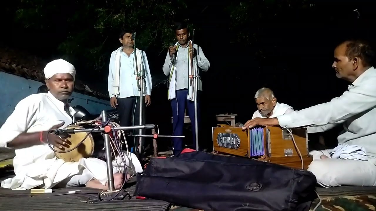 भजन सत्यसंग का धमाका सिंगार संजीव मास्टर और लखन मास्टर प्रोग्राम स्थान गड़िया गोहन में देवी के दिबाल