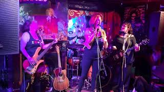 The Dix at Chaplin's And The Cellar Bar: Two Worlds Apart; Fresh Out Of F***s