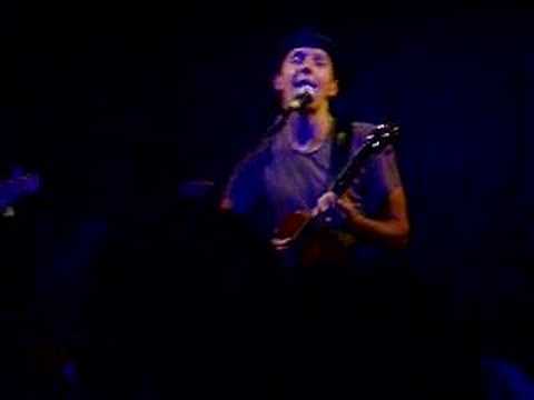 Jason Mraz live singing reggae style with Toca Riv...