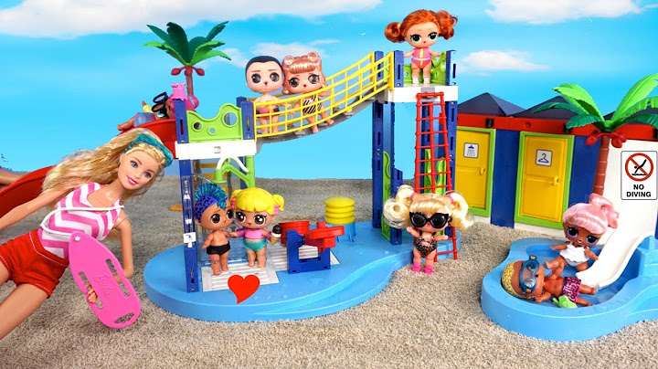 Barbie LOL Family Baby Goldie School Field trip to Water Park Morning Routine