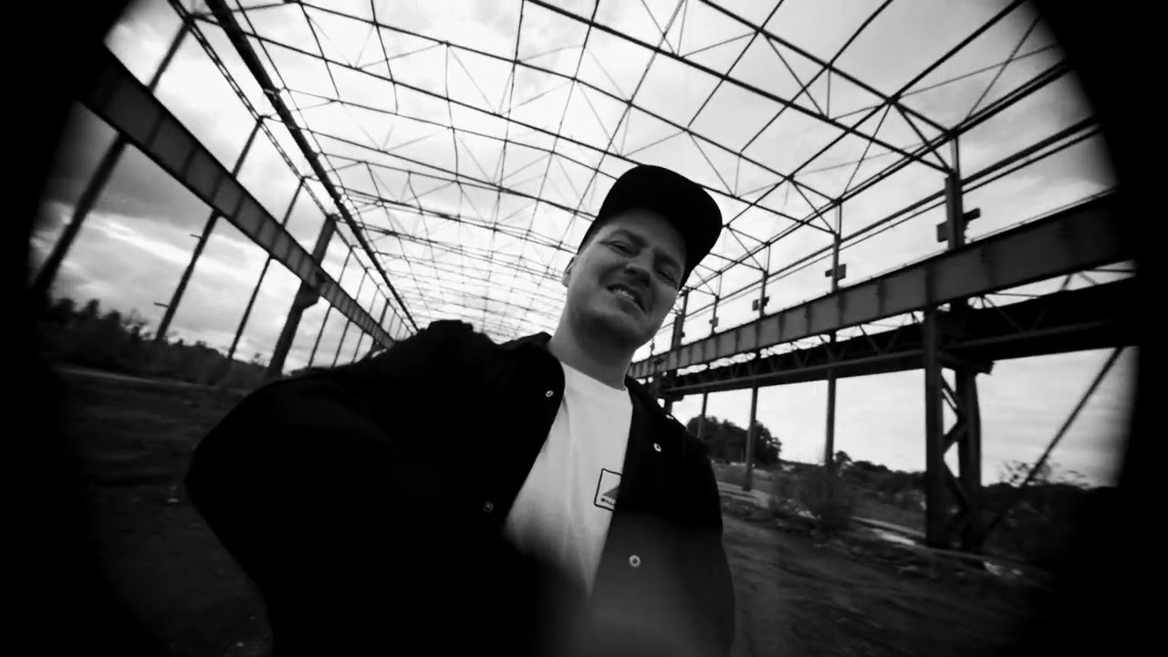 Assista a Stevo159 - Flugmodus (prod. Beatmaschine) no YouTube Assista a Stevo159 - Flugmodus (prod. Beatmaschine) no YouTube
