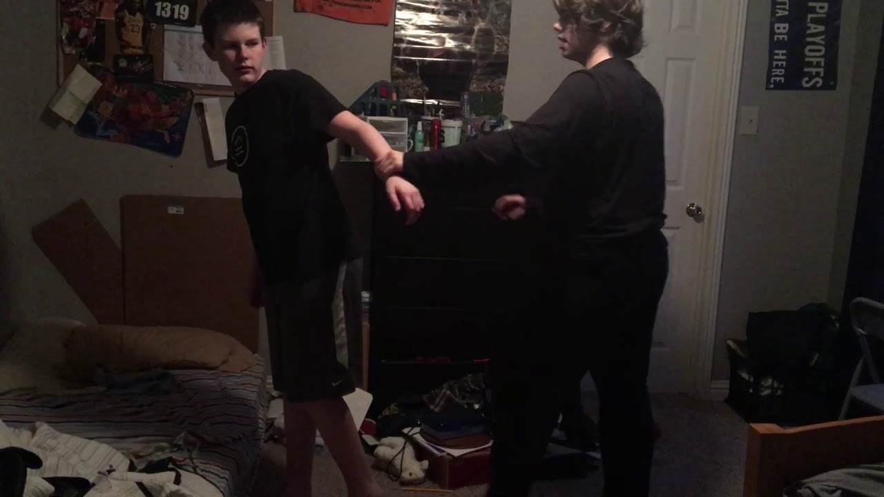 How to do a Ripcord Knee (Seth Rollins Kings Landing) YouTube