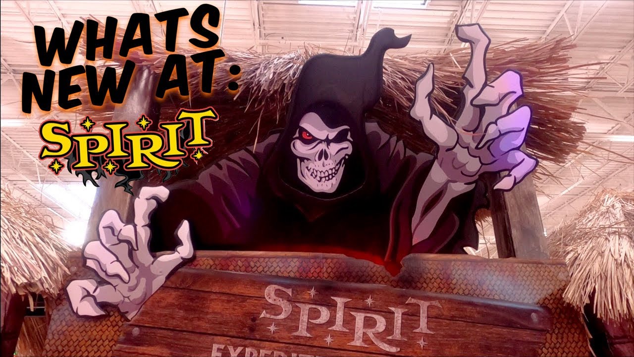 IZZY'S ADVENTURES VISIT TO SPIRIT HALLOWEEN STORE 2020