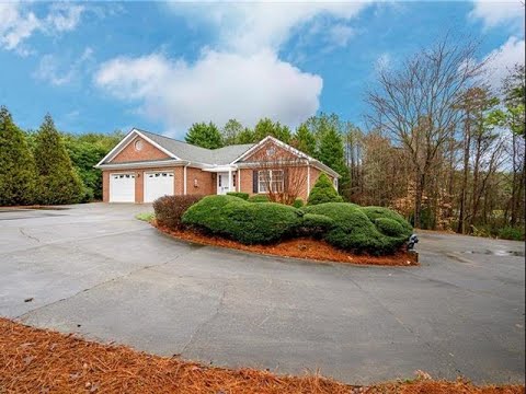 8905 Doubletree Lane, Clemmons, NC home video tour