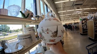 Biggest thrift store EVER Kettering Ohio #niknax #sellingvintage #whatnot #buyandsellvintage