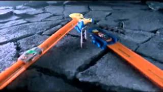 Hot Wheels® Trick Tracks Bionic Battle at Mattel's ToyLab