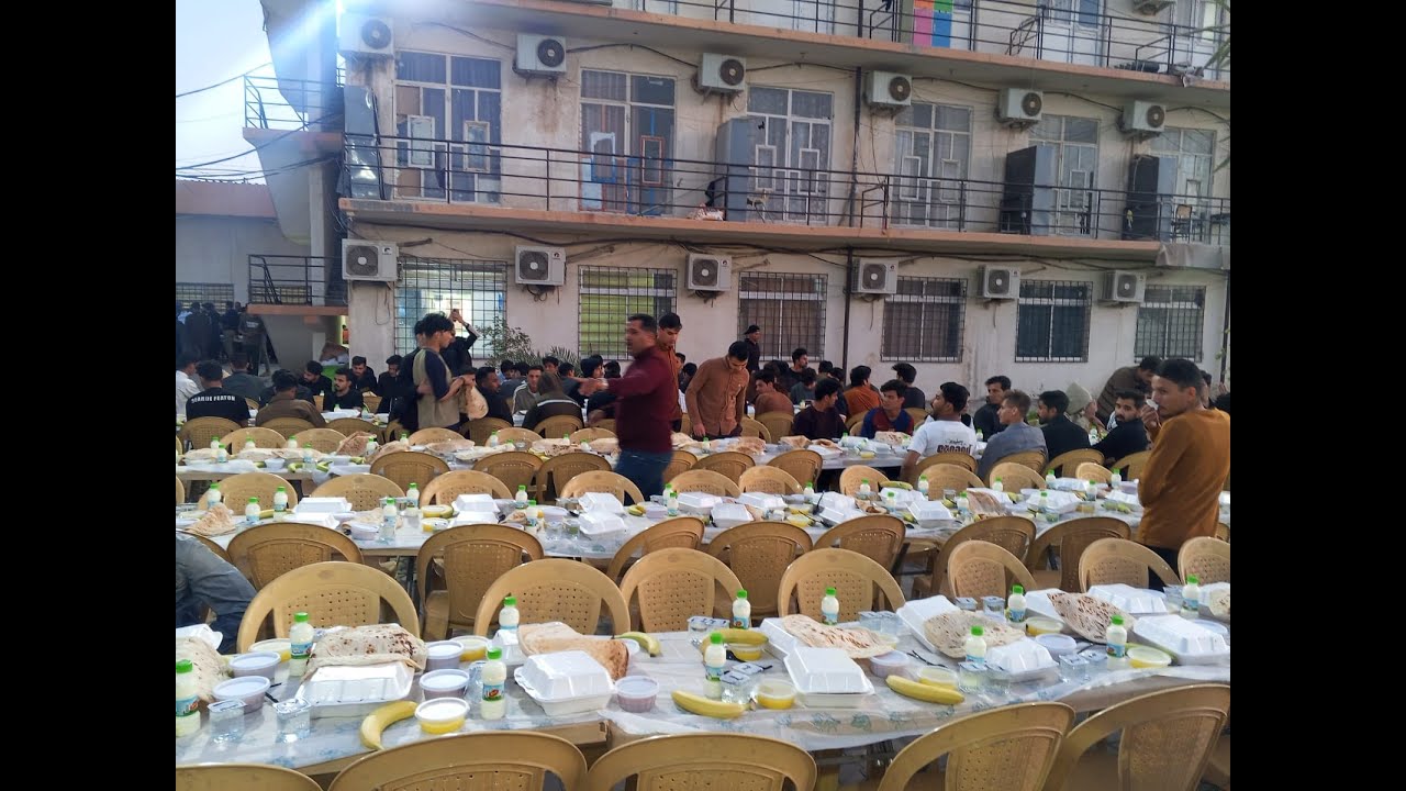 مادبة افطار وجلسة قران بالقسم الداخلي للطلاب بموقع النجف